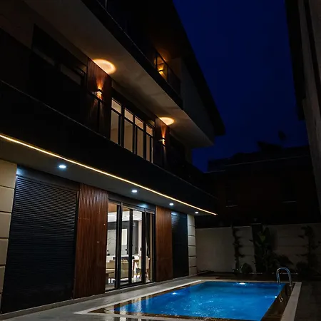 Seven Luxury *
