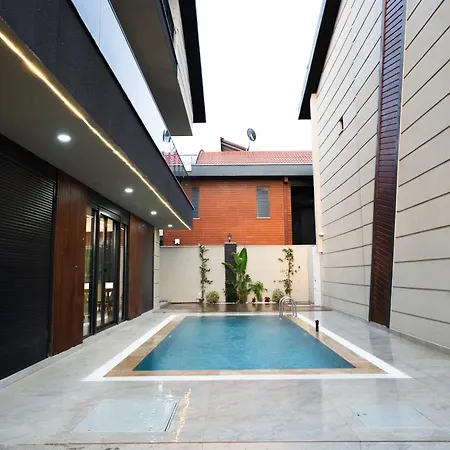 Hotel Seven Luxury